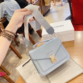 Tui xách nữ xinh đá khoá