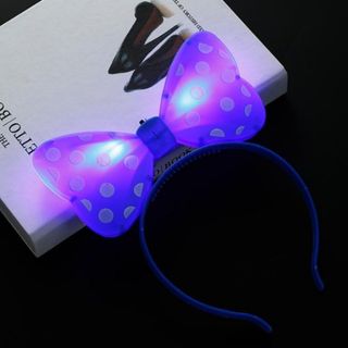 Cài tóc nơ cho bé có đèn tuổi teen xài đc lun