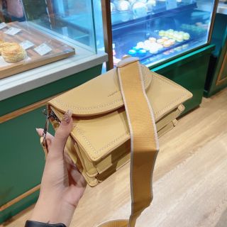 Tui xach da xịn A