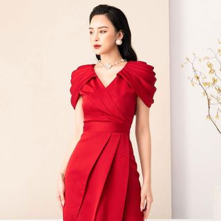 ĐẦM LAI CHÉO TAY XẾP LY