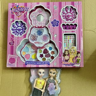 Combo búp bê và đồ chơi trang điểm,trang trí móng cho bé Mới