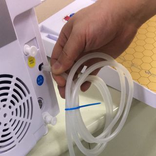 Máy lọc nước treo tường nóng lạnh nguội tích hợp ozone rửa rau