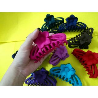 Kẹp càng cua lớn kẹp tóc