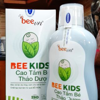Dung dịch tắm thảo dược cho bé BEE KIDS