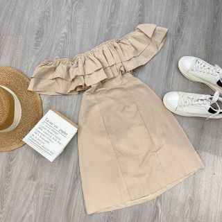 [ Hàng có sẵn ] ĐẦM NUDE BẸT VAI BÈO TẦNG