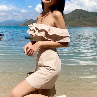 [ Hàng có sẵn ] ĐẦM NUDE BẸT VAI BÈO TẦNG