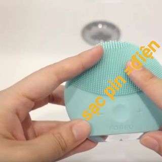 Máy rửa mặt foreo