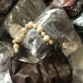 Tui llv quai Ngọc tròn