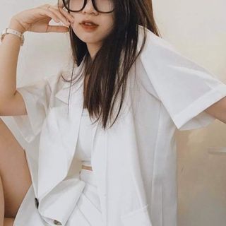 SET 3 MóN TRẮNG: VEST TRẮNG + ÁO CROP + CHÂN VÁY