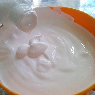 Sữa Non Kích Trắng