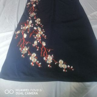 Đầm phối hoa đào