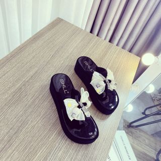 Dép xuong kẹp đính phụ kiện