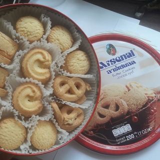 Bánh Quy Bơ Arsenal Thái Lan 200G Hộp Sắt