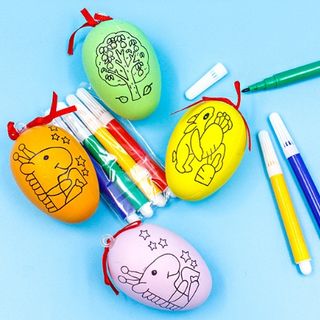 Trứng tô màu. Dùng trang trí Giá sỉ 5800đ /1 bộ gồm 1 trứng và 4 bút lông 4 màu, có rất nhìu mẫu Có rất nhiều mẫu. nhe cac ban