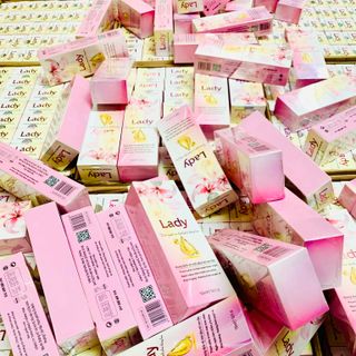 Dung Dịch Vệ Sinh Cao Cấp Lady