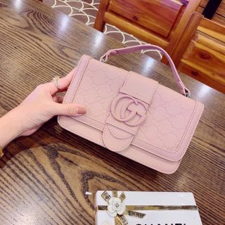 Túi xách CG nhiều màu