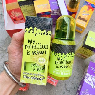 Xịt khoá lớp trang điểm Kissbeauty