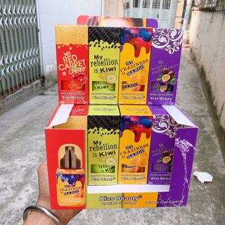 Xịt khoá lớp trang điểm Kissbeauty