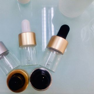 CHAI SERUM 5ML, VAI NGANG, NẮP HÚT CAO SU