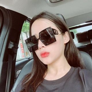 MAT KINH THOI TRANG C11