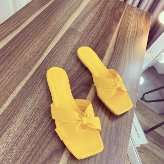 Dép nữ da nhiều màu