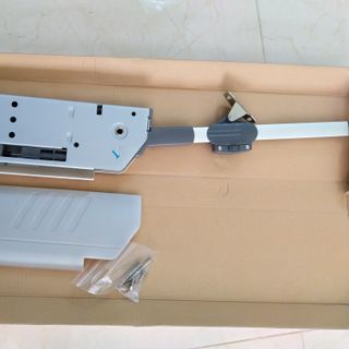 Tay nâng hạ tủ bếp Lga