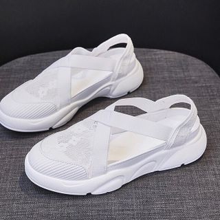 Giày sandal quai chéo thun đẹp