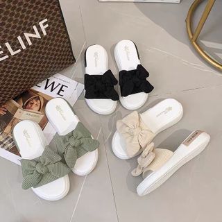 Dép quai ngang nơ hoa