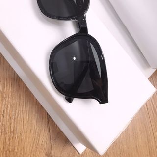 MẮT KÍNH 004