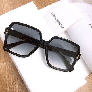 MẮT KÍNH 08
