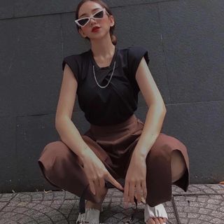 Áo thun xếp ly dây xích