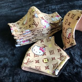 Khẩu trang con mèo