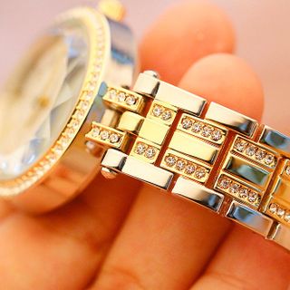 Đồng hồ Bs beesitter