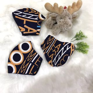 Khẩu trang lụa chữ A