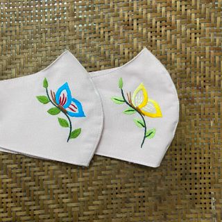 Khẩu trang thêu tay màu Hồng