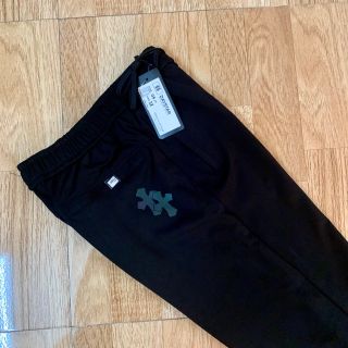QUẦN UMI JOGGER THÊU DÁNG THỂ THAO 05