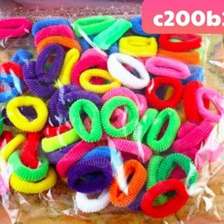 combo 200 cột tóc
Giá sỉ 16k/200 cái nhé