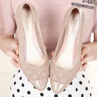 Giày búp bê nhựa