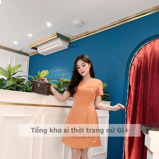 Váy cổ tròn dáng A nhún gấu thêu ngực
