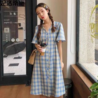 Đầm caro xanh chiết eo nhẹ nhàng