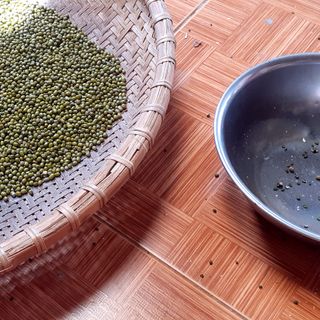 Đậu xanh, đậu đen, đậu phộng, bắp