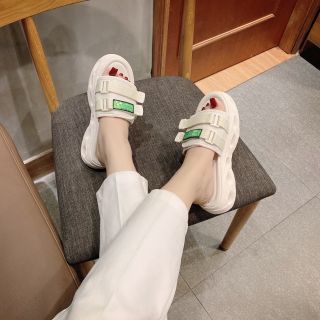 Dép quai ngang đế đúc 2 màu