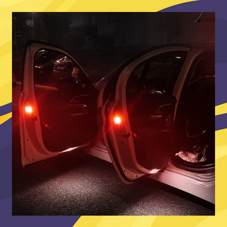 Đèn báo hiệu mở cửa xe