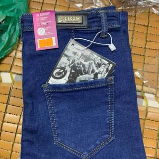 Jeans nữ lưng thường
