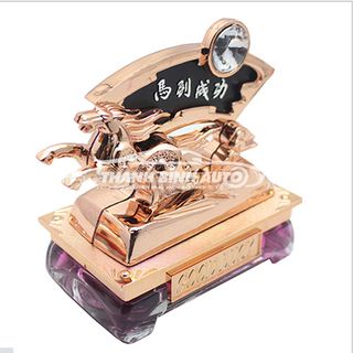 Nước Hoa Hình Con Ngựa Để Taplo Ô Tô