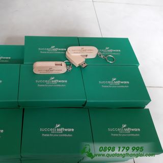 USB Vỏ Gỗ khắc logo doanh nghiệp làm quà tặng