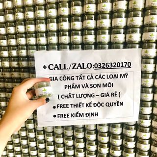 BỘT LỘT MỤN TRÀ XANH