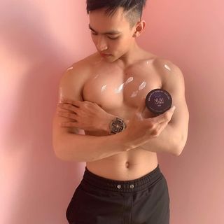 Kem Body Nam - Ủ Trắng Cao Cấp - Nun Platinum