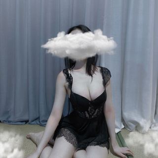Đồ ngủ váy ngủ sexy có gọng mút chất xẻ tà chất voan quãng châu mềm mại
