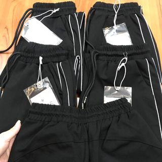 JOGGER SỌC NHÍ STARS